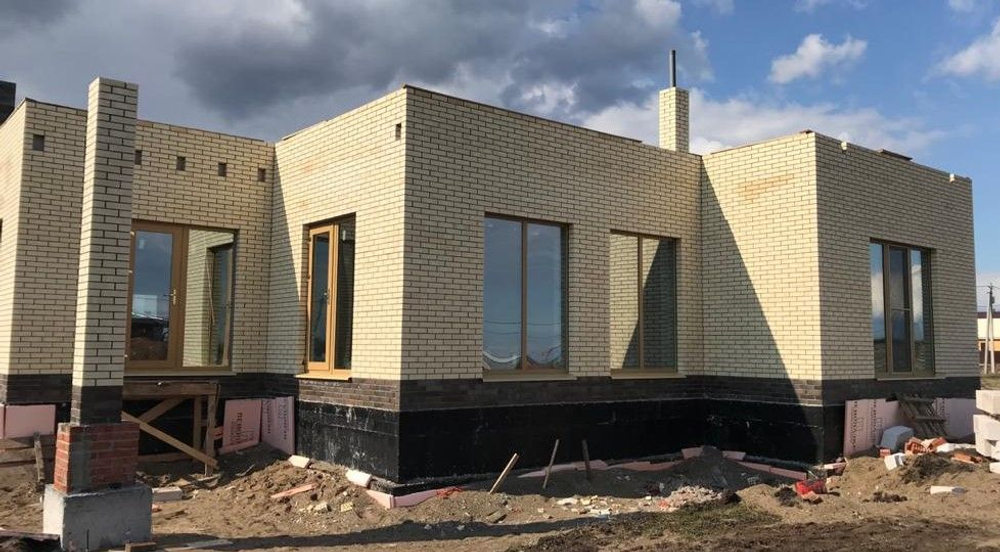 Кирпич керамический Керма ЕВРО 0,7 НФ Пшеничное лето гладкий