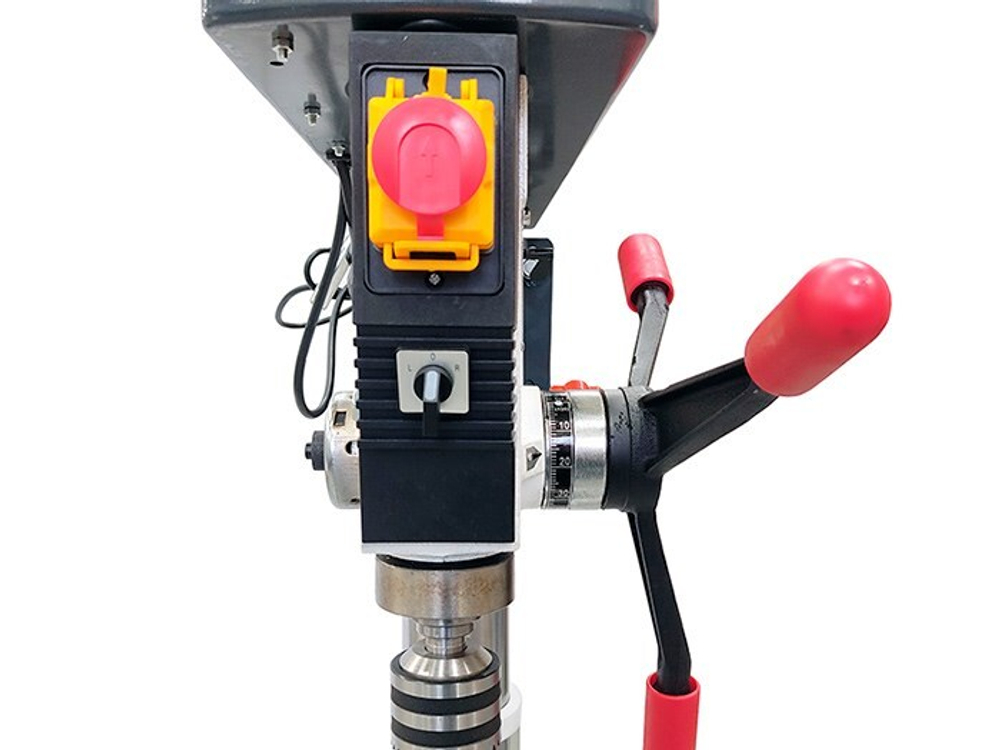 Вертикально-сверлильный станок FABTEC B32F