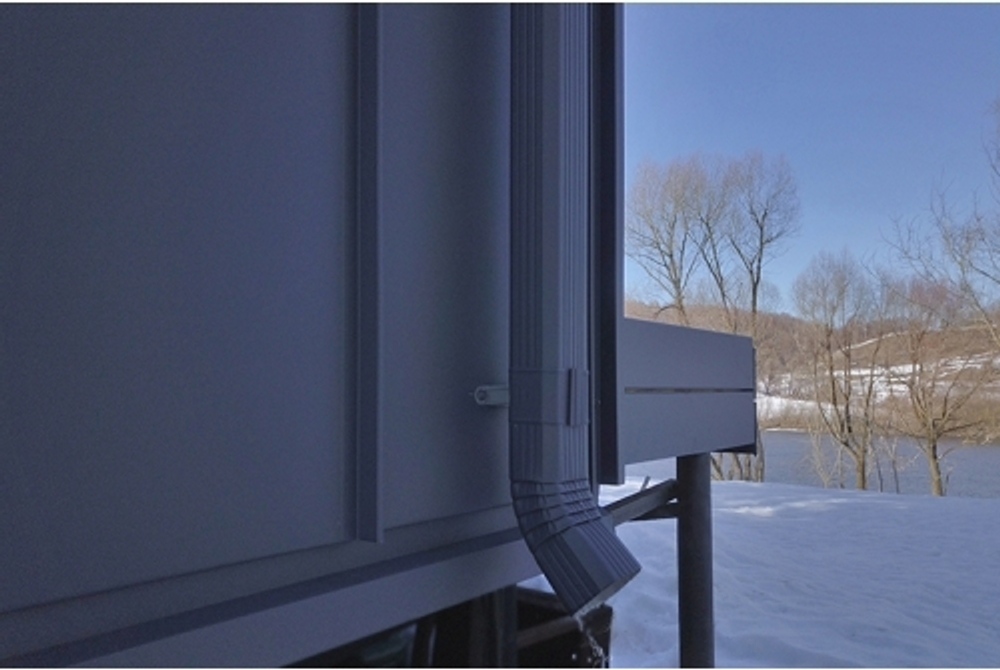 Кликфальц Pro Grand Line 0,5 Satin Matt с пленкой на замках RAL 7024 мокрый асфальт