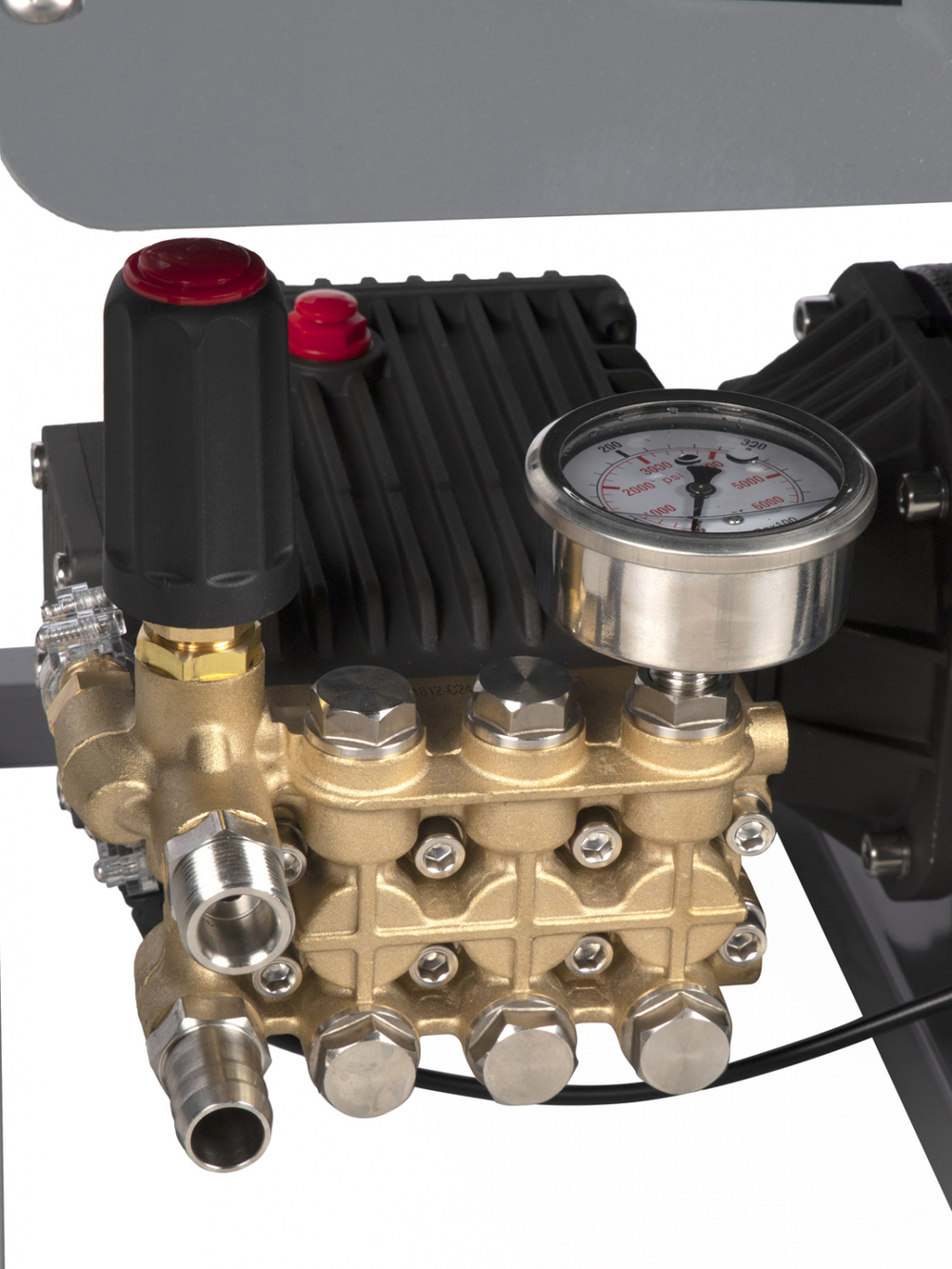 WDK-HPW2500S Профессиональный стационарный аппарат высокого давления 2,5KW, 220V, 140 bar, 14л/мин, 1450 об.мин.