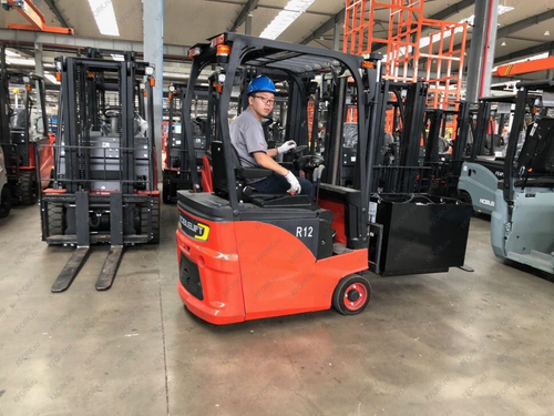 Вилочный электропогрузчик NobleLift FE3R12N