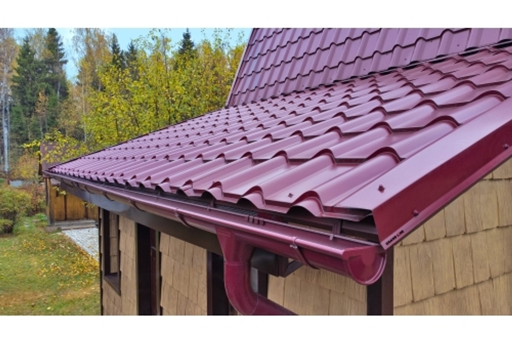 Металлочерепица камея 0,5 Satin RAL 3005 красное вино