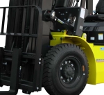 Бензиновый погрузчик YETT CPQD30-RC1K2-M350-3W