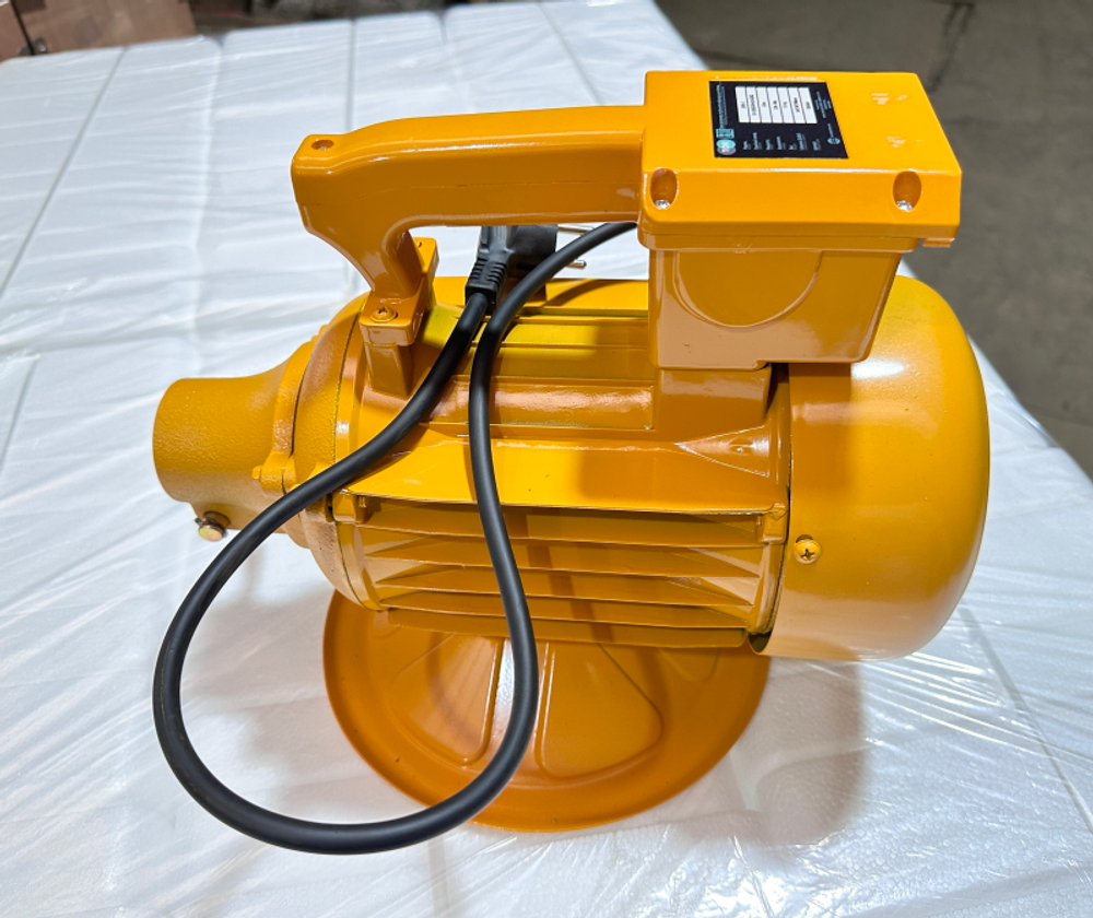 Электропривод глубинного вибратора для бетона 2,2 кВт TOR ZN70-C