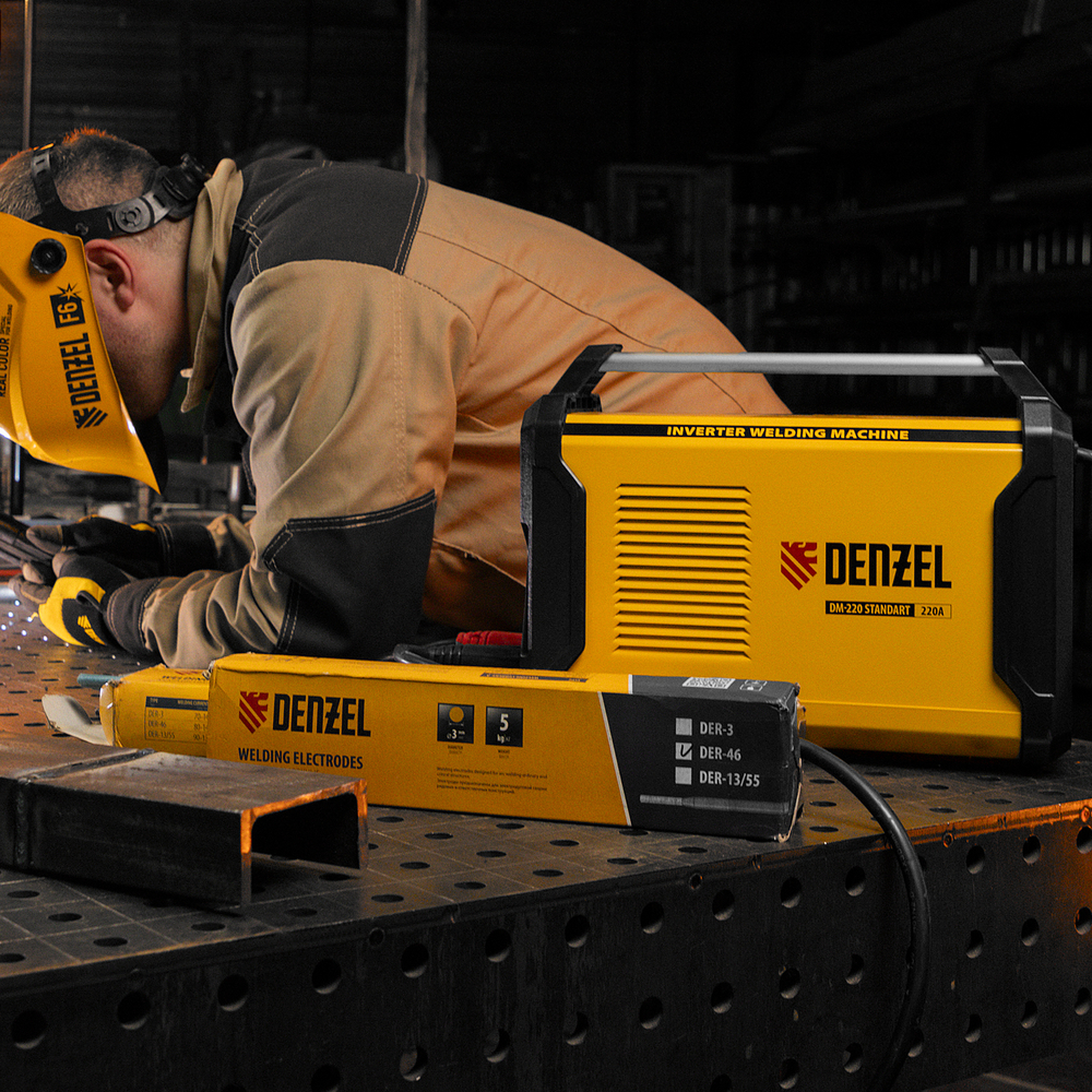 Аппарат инвертор. дуговой сварки DM-220 Standart, 220 А, ПВ 60% Denzel