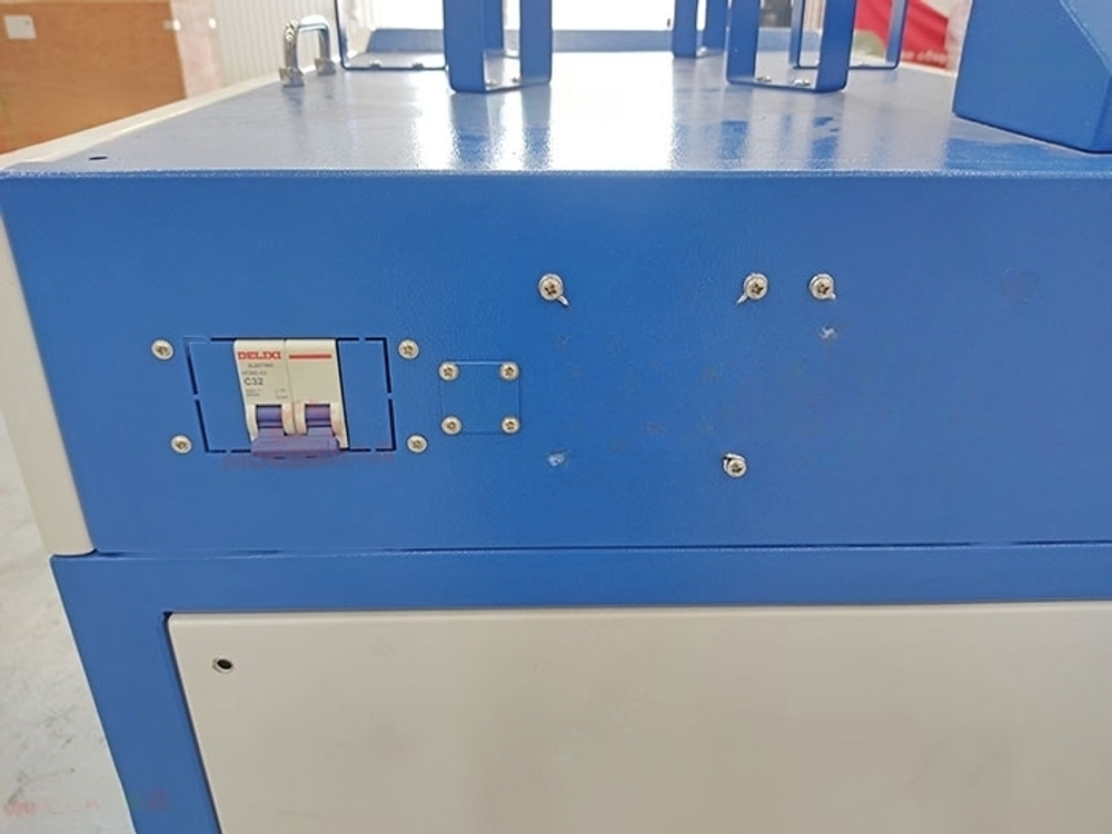 Волоконно-лазерный сварочный аппарат MFKY-W-HW2000-C 2кВт Raycus с механизмом подачи проволоки
