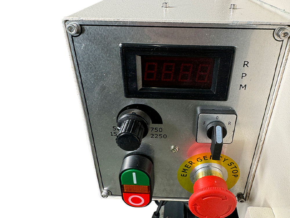 Настольный фрезерный станок FABTEC BF 30L Vario