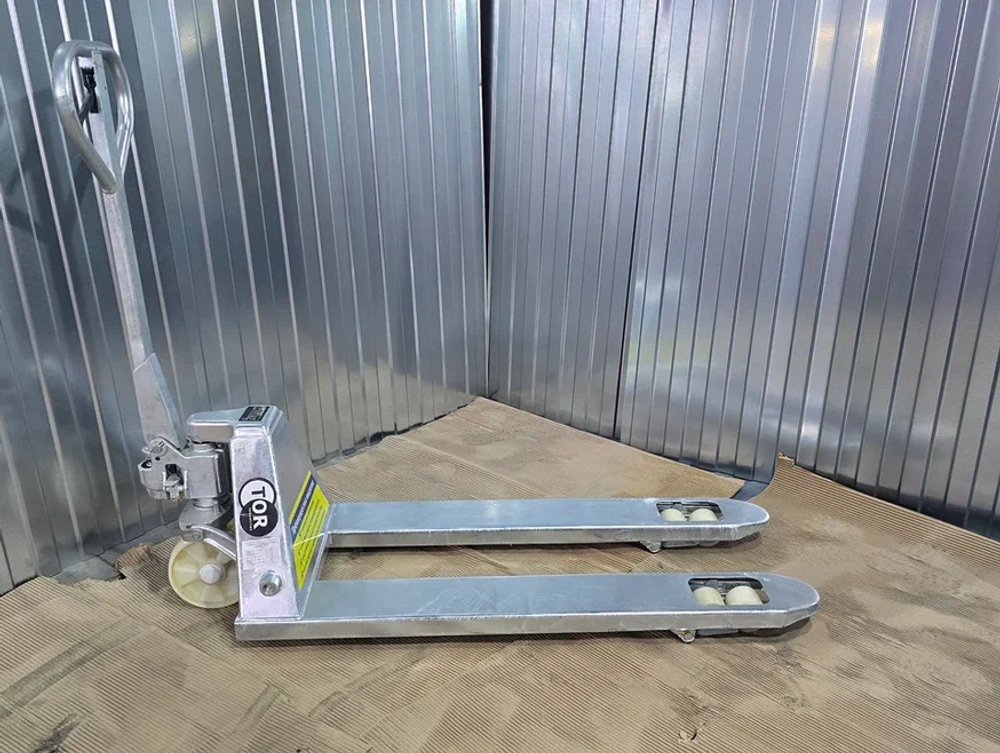 Тележка гидравлическая оцинкованная 2500 кг 1150 мм нейлоновые колеса TOR WH-25G