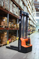 Штабелер электрический самоходный Noblelift PSE12N 3200 с литиевой батареей