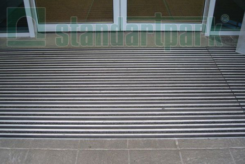 Грязезащитная решетка Стандартпарк Резина + Текстиль