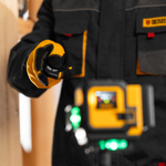 Лазерный уровень мультипризменный DLV-360-3T, 30 м, зеленый луч, Li-Ion 2,4 Aч, штатив // Denzel