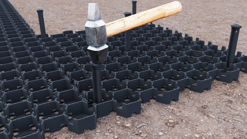Решетка газонная пластиковая черная "Hexarm" (гексарм)