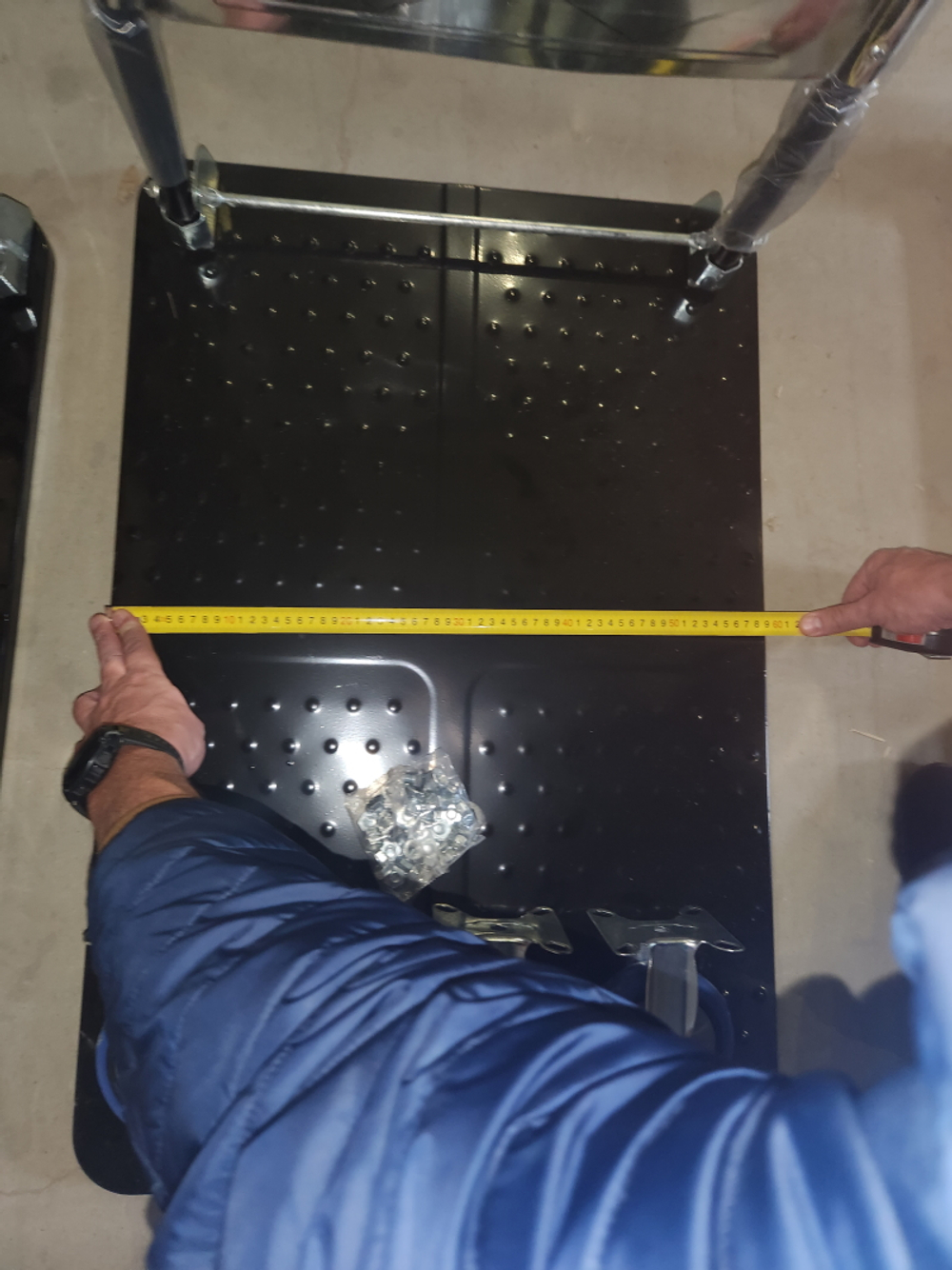 Тележка платформенная 650 кг TOR PH650 (890x590) со складной ручкой (пластиковые колеса 125 мм)