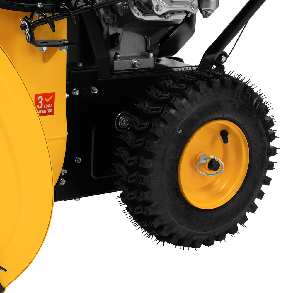 Бензиновая снегоуборочная машина SBM 610, 212 cc, ручной старт, фара Denzel