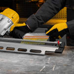 Гвозди для пнев. нейлера (оцинк.) длина - 90 мм, диам. - 3,05 мм, 2000 шт. Denzel