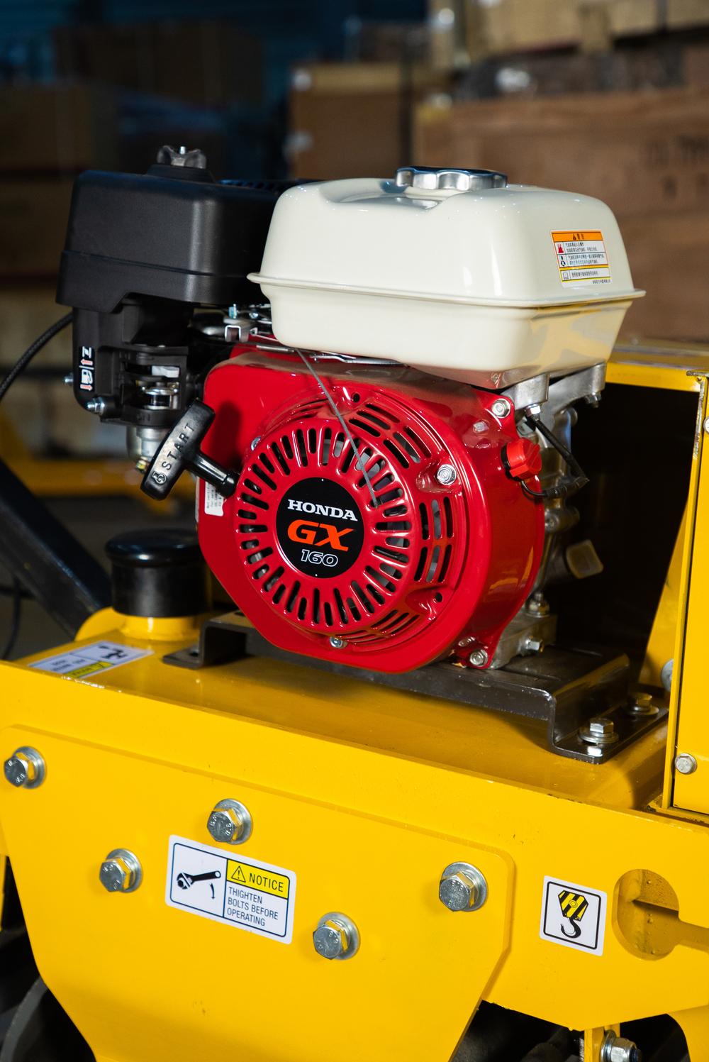 Виброкаток одновальцовый бензиновый (Honda) TOR R300*