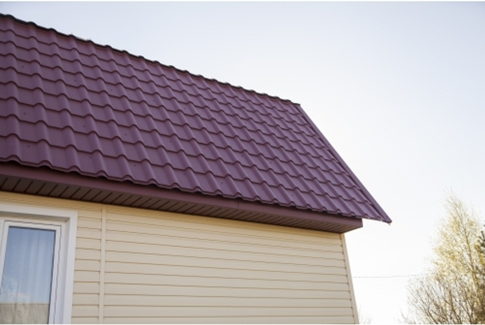 Металлочерепица камея 0,5 Satin Matt RAL 3005 красное вино
