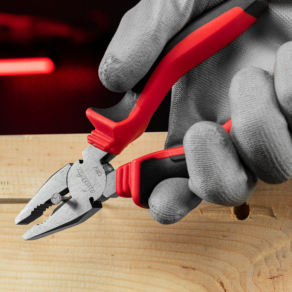 Плоскогубцы комбинированные, 180 мм, хром-ванадий, двухкомпонентные рукоятки Matrix