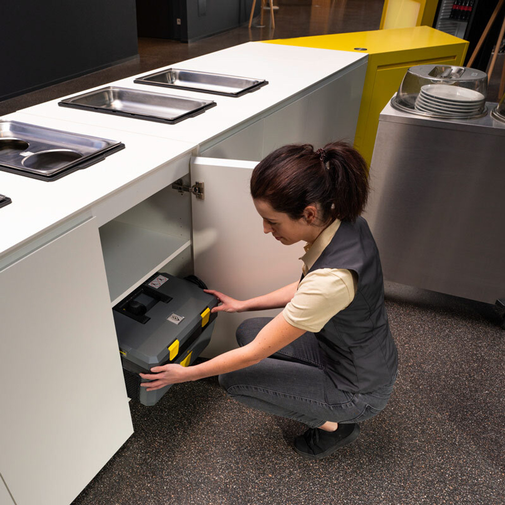 Пароочиститель Karcher SG 4/2 Classic