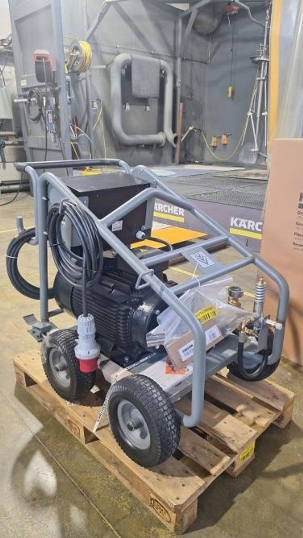 АВД без нагрева воды Karcher HD 13/50 - 4 Classic