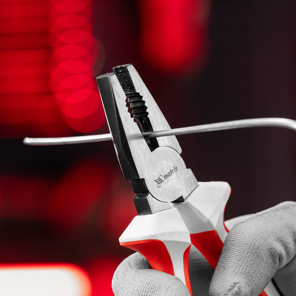 Плоскогубцы Premium, 200 мм, трехкомпонентные рукоятки Matrix