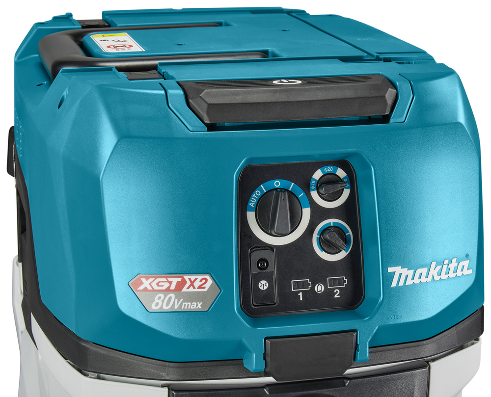 Аккумуляторный пылесос Makita VC006GMZ01