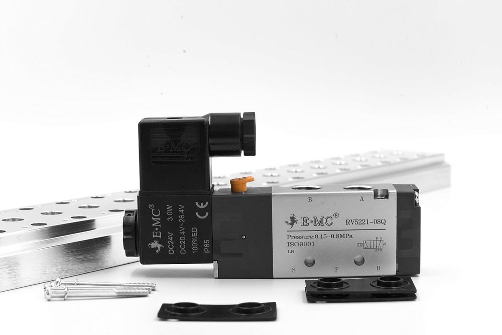 Распределитель серия RV N1R251-06QE4