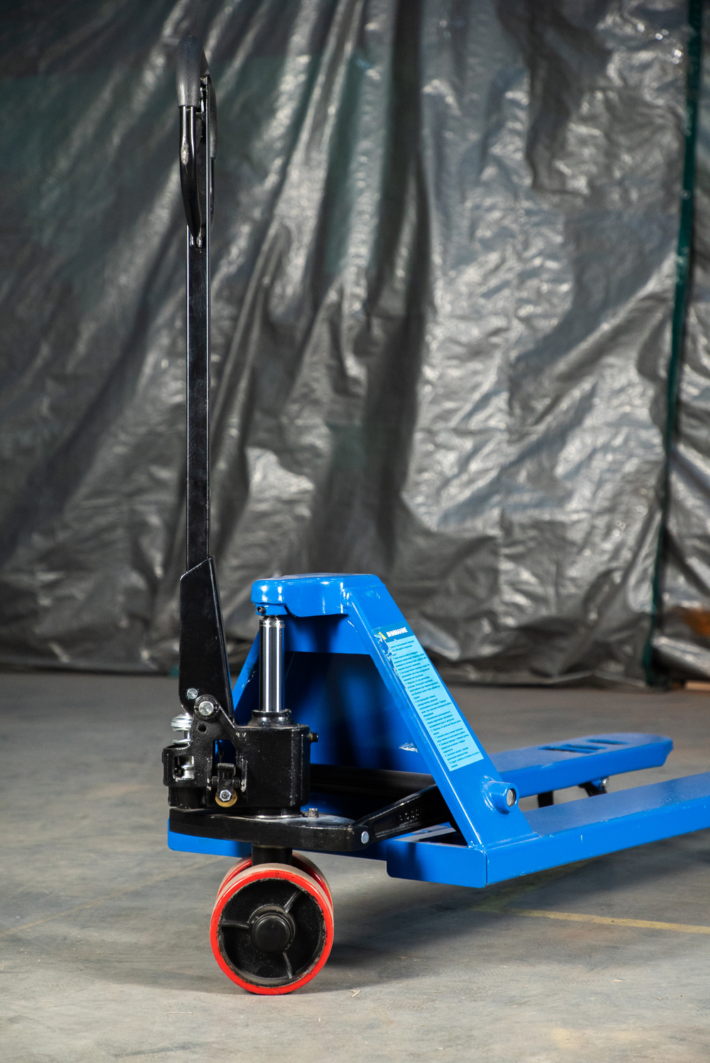 Тележка гидравлическая низкопрофильная 65 мм 3000 кг 1150 мм полиуретановые колеса TOR RHP