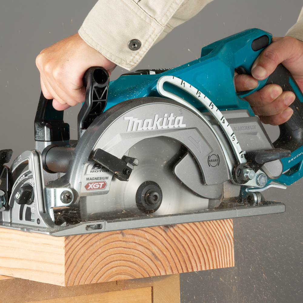 Дисковая пила 185 мм LXT Makita RS001GZ