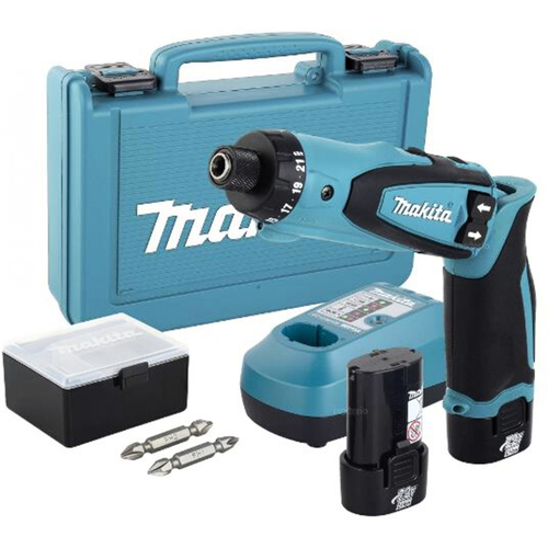Аккумуляторная отвёртка Makita DF012DSE