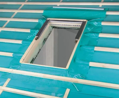 XDK-RU комплект окладов гидро- пароизоляционный для мансардных окон FAKRO