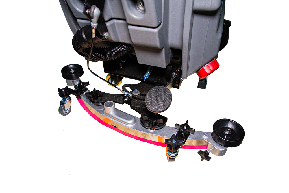 Машина поломоечная самоходная с АКБ GEL 24/100 В/Ач TOR COMPACT 60T