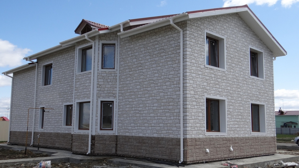 Колено 45˚ для водосточной трубы LUX, пломбир
