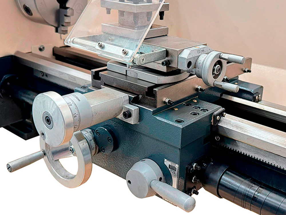 Токарный станок FABTEC FML 250х550 V с плавной регулировкой скорости