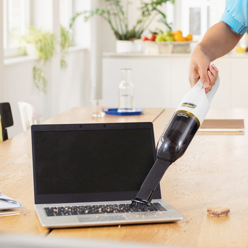 Ручной пылесос Karcher CVH 3