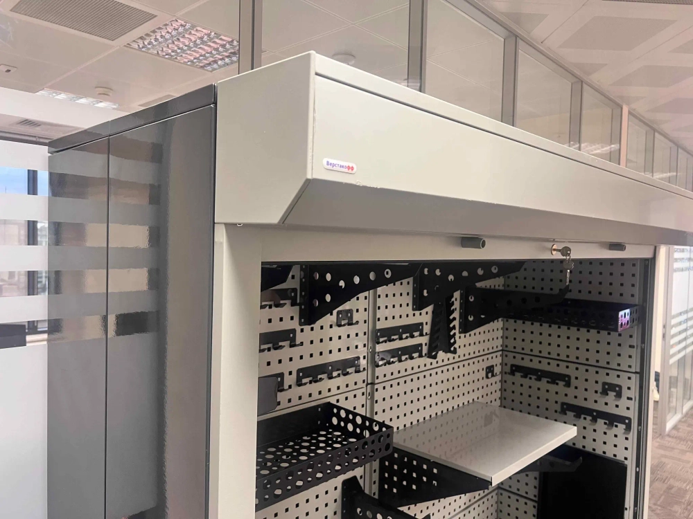 Шкаф для паркинга 1700х4650х600