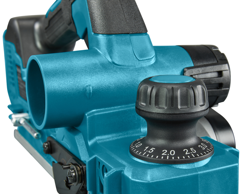 Аккумуляторный рубанок Makita KP001GZ