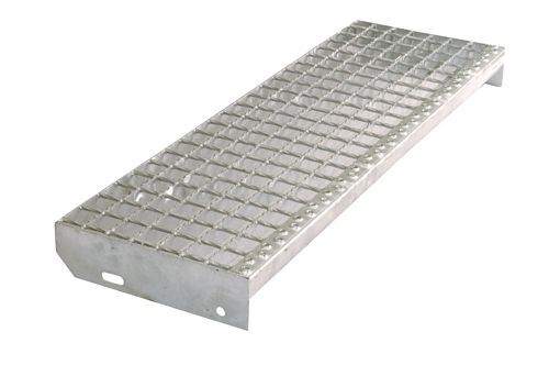 Ступени из стали, решетч. 800 мм.