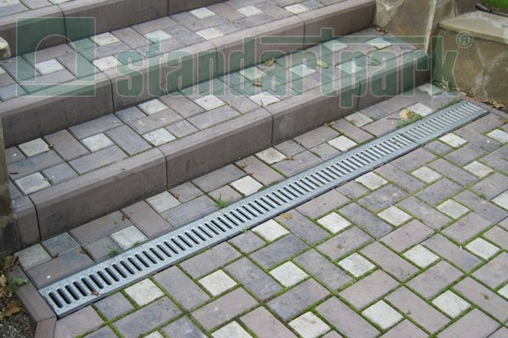 Лоток водоотводный пластиковый PolyMax Basic DN100 h155