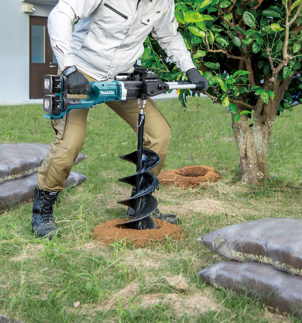 Аккумуляторный землебур Makita DDG460ZX7