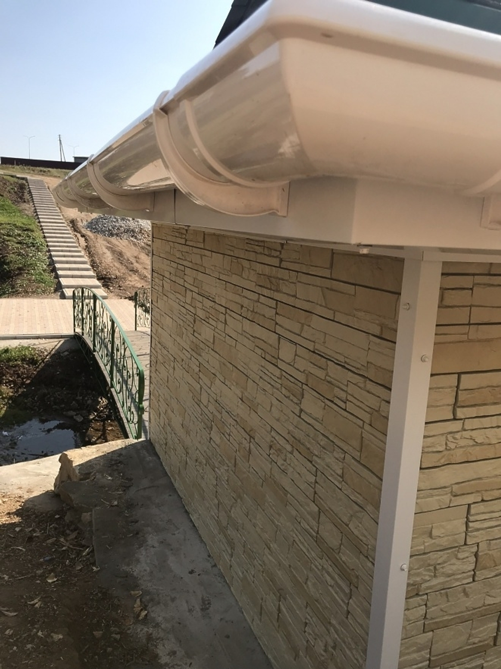 Труба водосточная 3 м Lux, пломбир