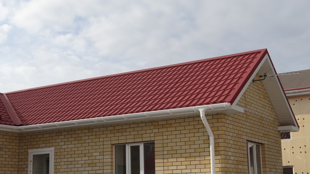 Кронштейн желоба металлический Lux, пломбир