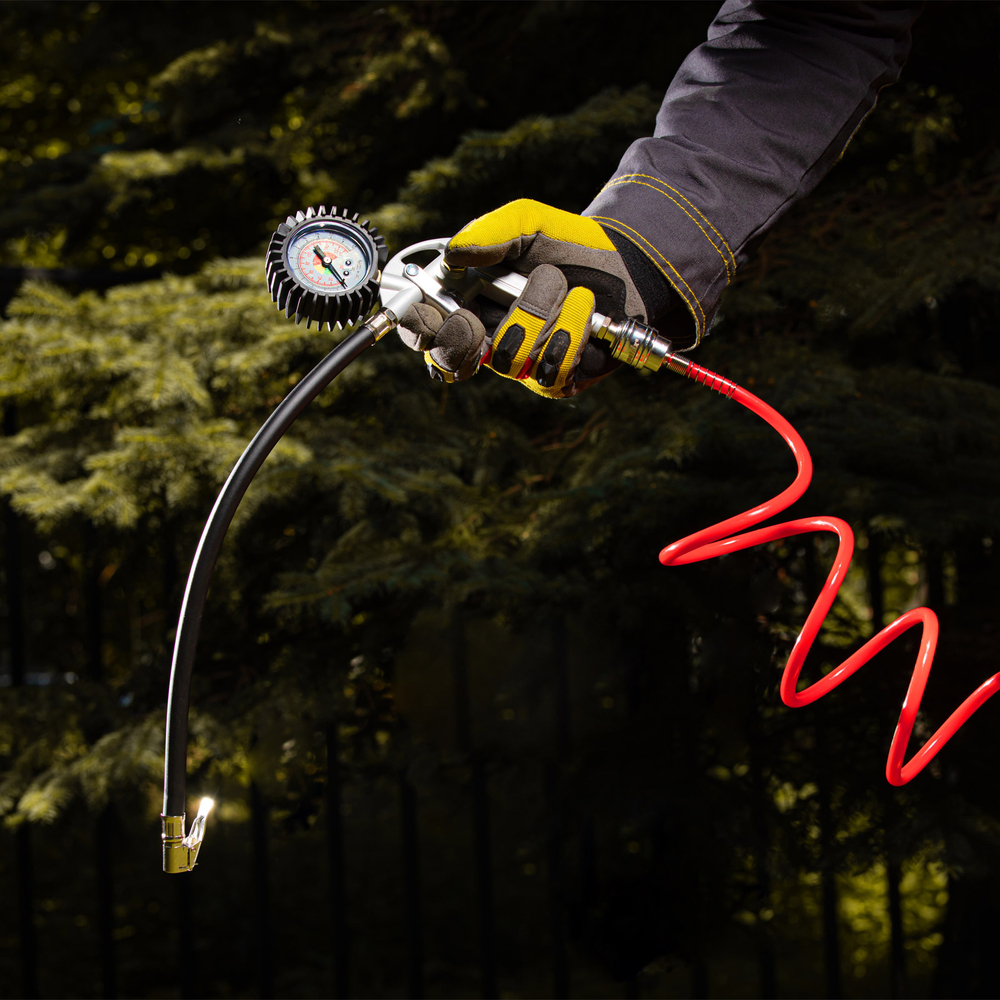 Набор пневмоинструмента, 5 предметов, быстросъемное соединение, краскораспылитель с нижним бачком Matrix