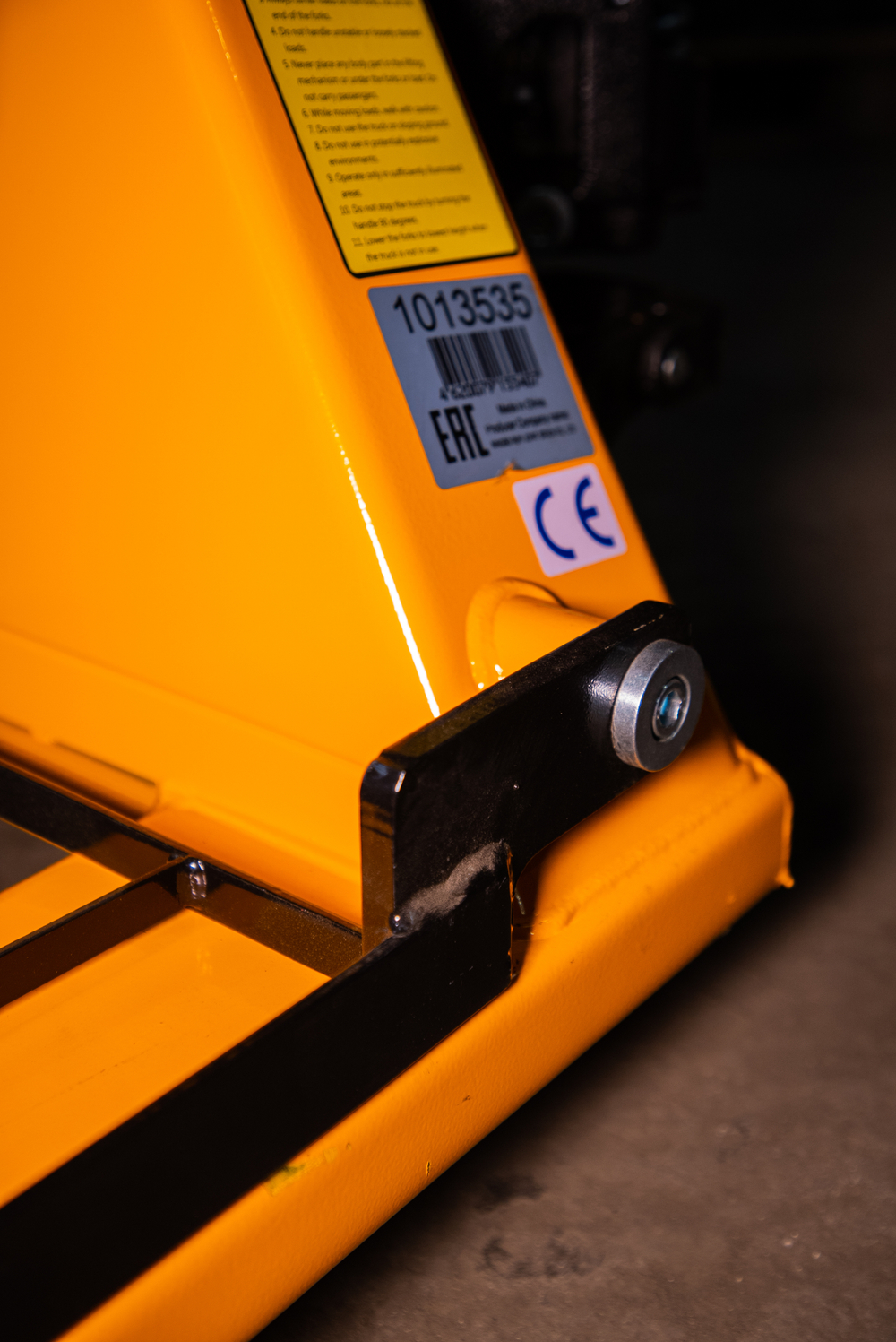 Тележка гидравлическая с решеткой 2500 кг 1150 мм полиуретановые колеса XILIN BFR