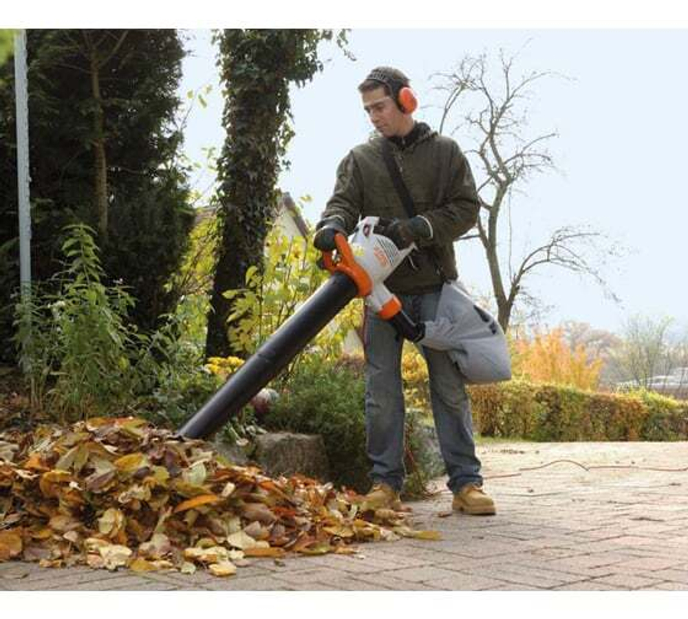 Электрический всасывающий измельчитель Stihl SHE 81 4811-011-0839P