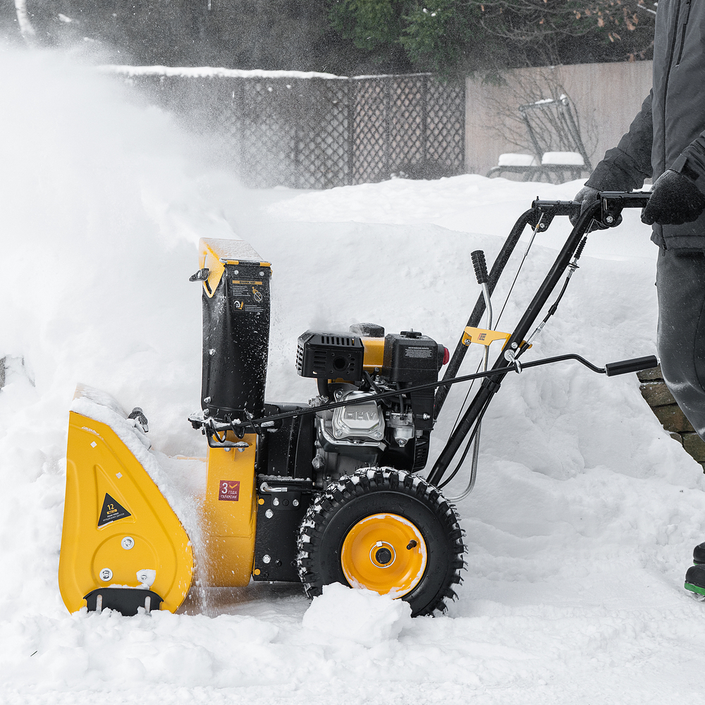 Бензиновая снегоуборочная машина SB 560, 212 cc, ручной старт Denzel