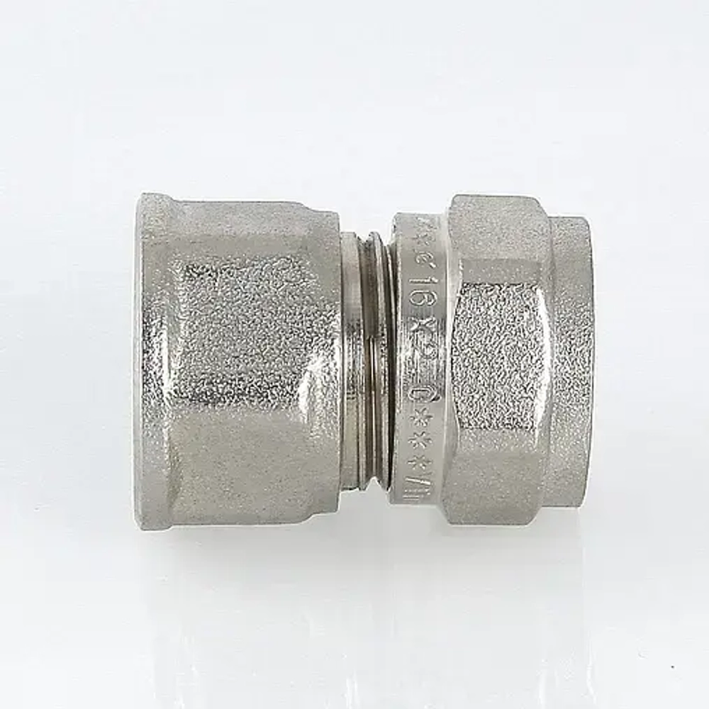 Муфта компрессионная переходная 20мм x ½"в Valtec VTm.302.N.002004