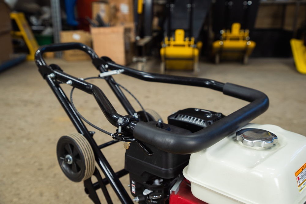 Виброплита 80 кг, 16кН (Honda) без бака колесный комплект TOR C-90L*