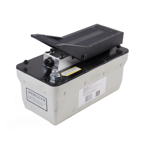 WDK-85100  Пневмогидравлический насос. Объем масла 1,7л, развиваемое давл. 700 бар.