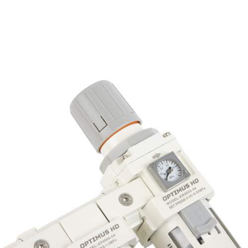 AFFW4000-04  Блок подготовки воздуха 1/2" трехступенчатый с влагомаслоотделителем, регулятором и ман